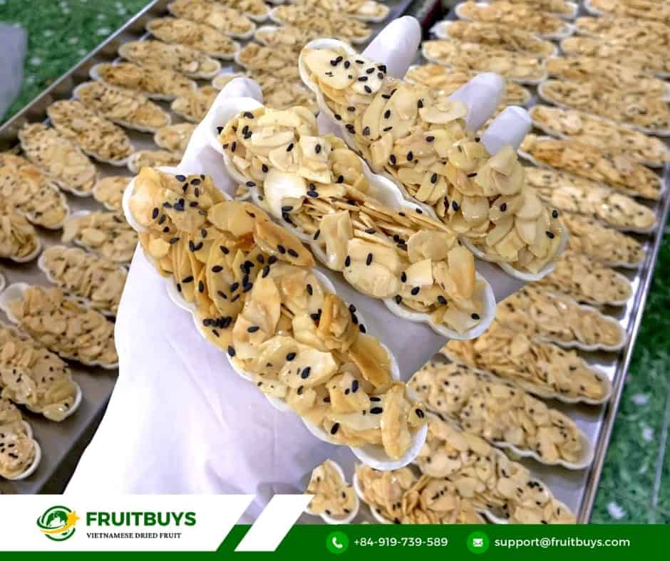 FruitBuys Almond Boat Cake people with nut allergies should exercise caution FruitBuys Vietnam Almond Boat Cake 7898 241013