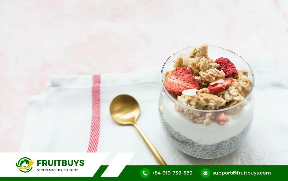 FruitBuys Vietnam Freeze Dried Strawberries Yogurt